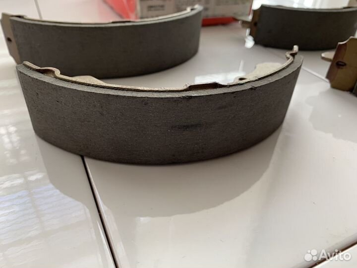 Колодки задние барабанные Audi 80 90 1989-1999