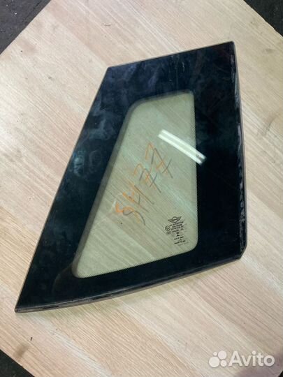 Стекло заднее правое Mini Cooper F55 глухое