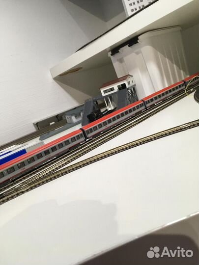 Железная дорога 9 мм N 1/ 160 вагоны