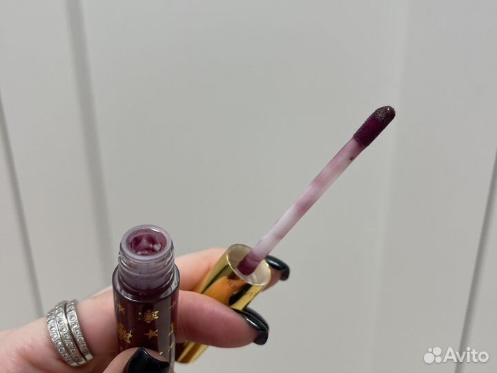 Блеск для губ Estee lauder 440 berry provocative