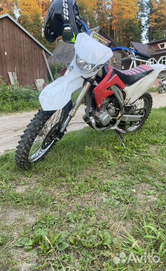 Motoland копия honda crf