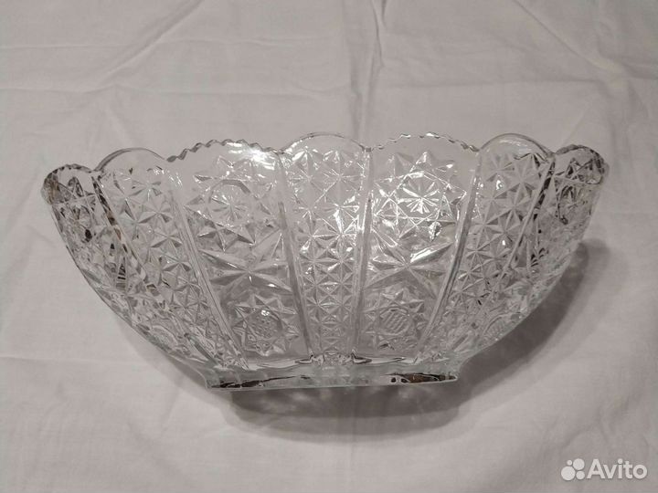 Ваза хрустальная под фрукты