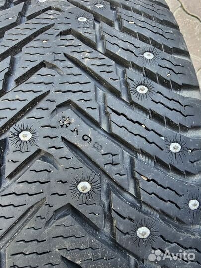 Nokian Tyres Hakkapeliitta 8 SUV 225/60 R17 103T