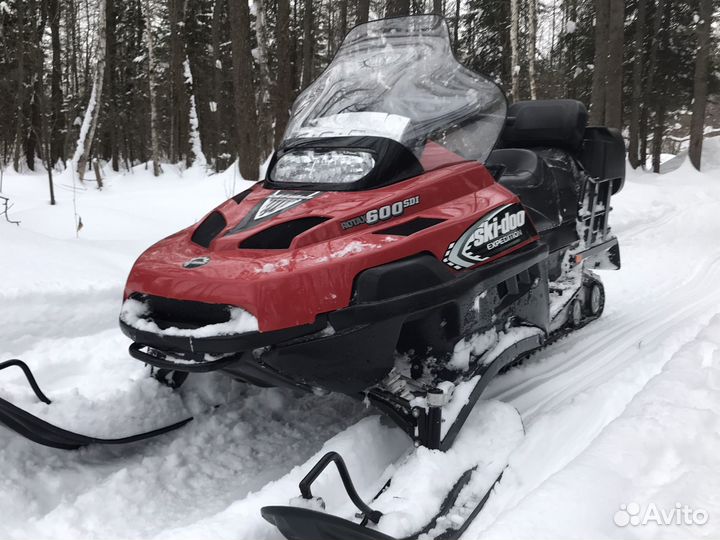 Снегоход BRP Ski-Doo Expedition 600 SDI