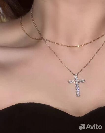 Кулон крест с бриллиантом серебро муассанит