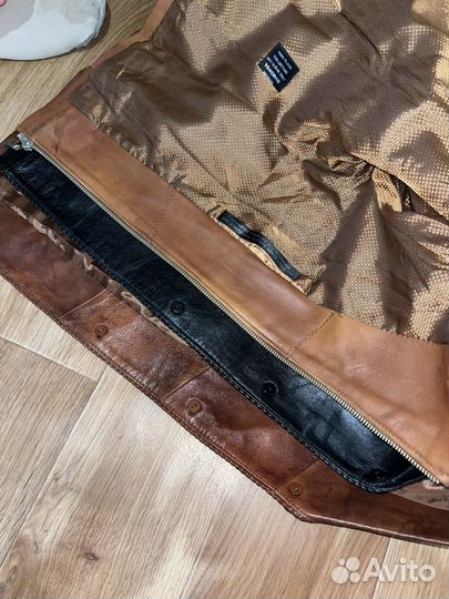 Куртка черная из кожи