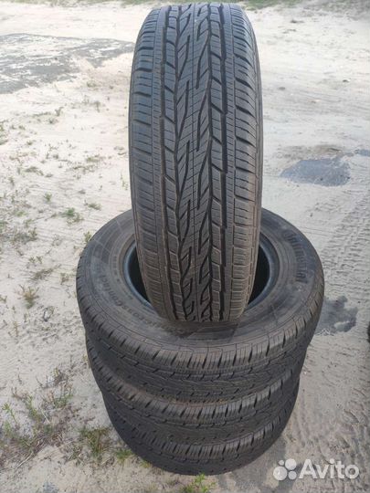 Continental ContiCrossContact LX2 205/70 R15 H