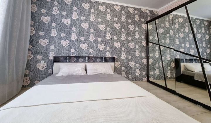 2-к. квартира, 82 м², 14/16 эт.