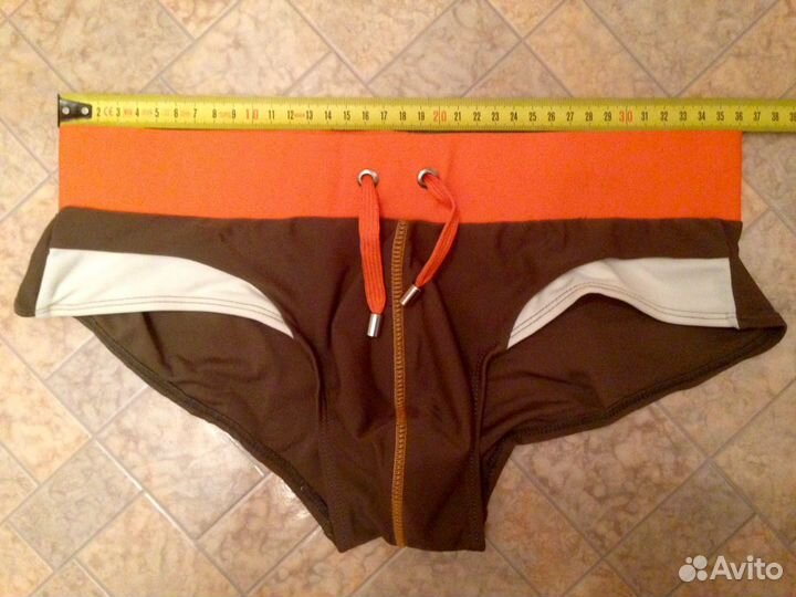 Новые плавки для пляжа