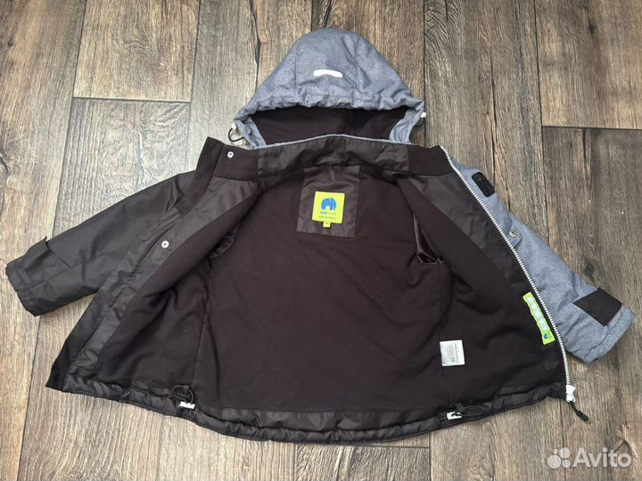 Продам куртку на мальчика 98р