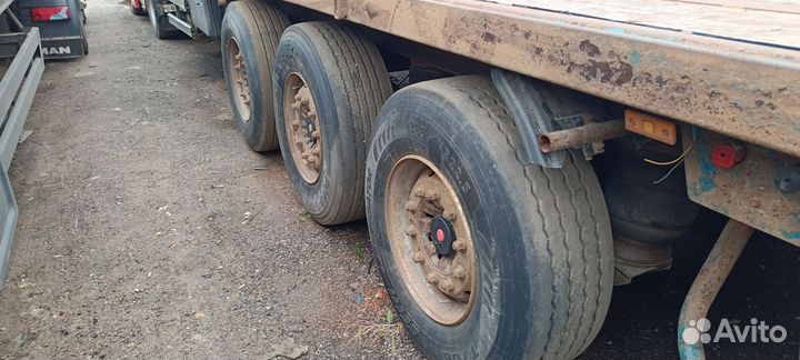 Полуприцеп бортовой Манак-Авто 946832-8603, 2011