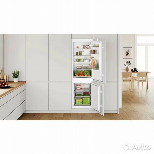 Холодильник Bosch KIN86NSE0