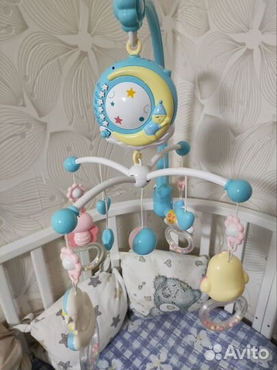 Музыкальный мобиль на кроватку, пульт, ночник