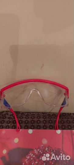 Очки для защиты глаз при работе эл.инстр.панорама