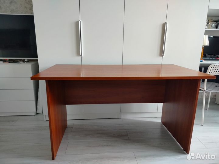 Стол журнальный 140