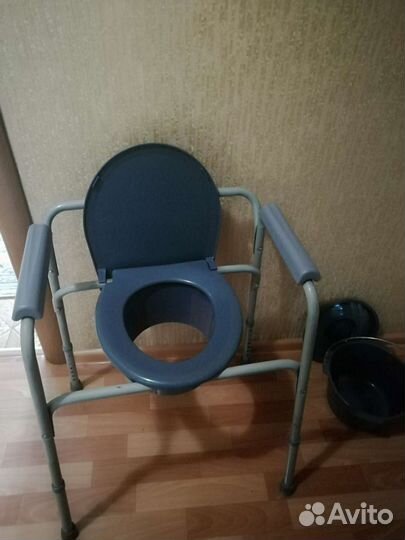 Санитарное Кресло туалет