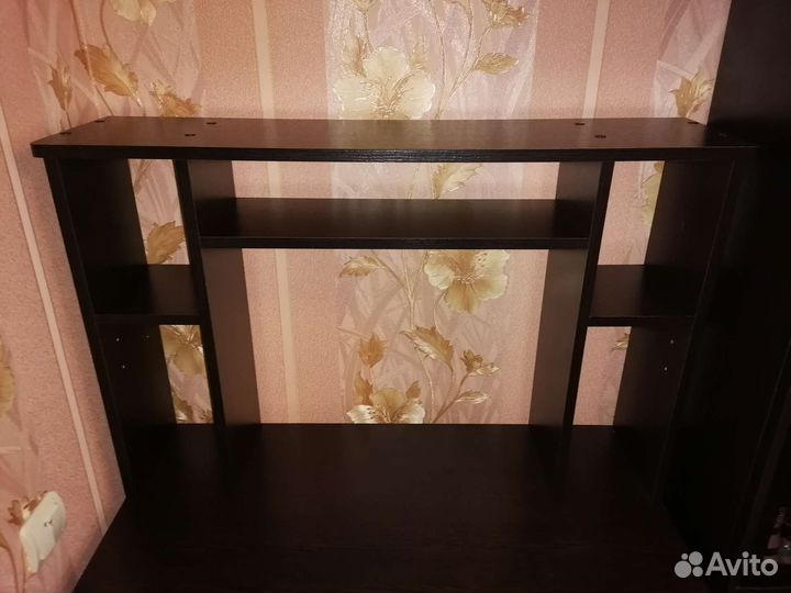 Стол для компьютера