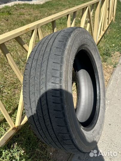 Bridgestone Dueler H/T 215/60 R17