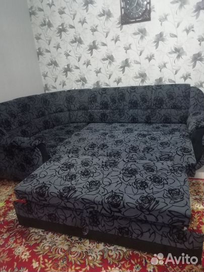 Большой угловой диван раскладной