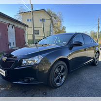 Chevrolet Cruze 1.8 MT, 2011, 214 500 км, с пробегом, цена 715 000 руб.