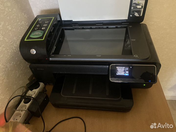 Принтер цветной hp