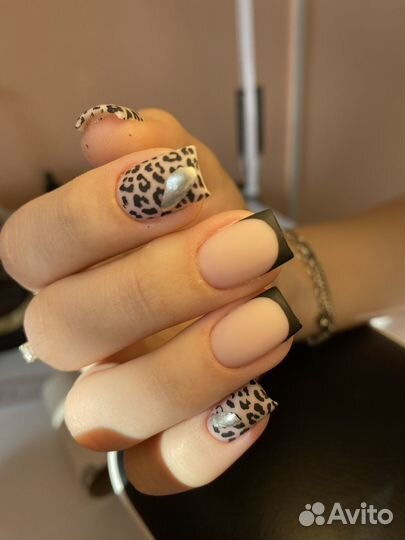 Покрытие/наращивание ногтей