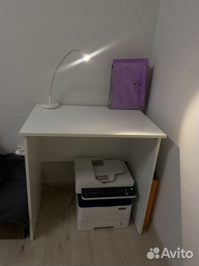 Компьютерный стол IKEA