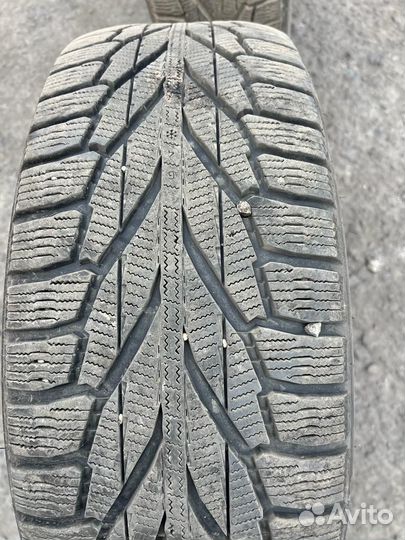 Nokian Tyres Hakkapeliitta R2 SUV 215/65 R16