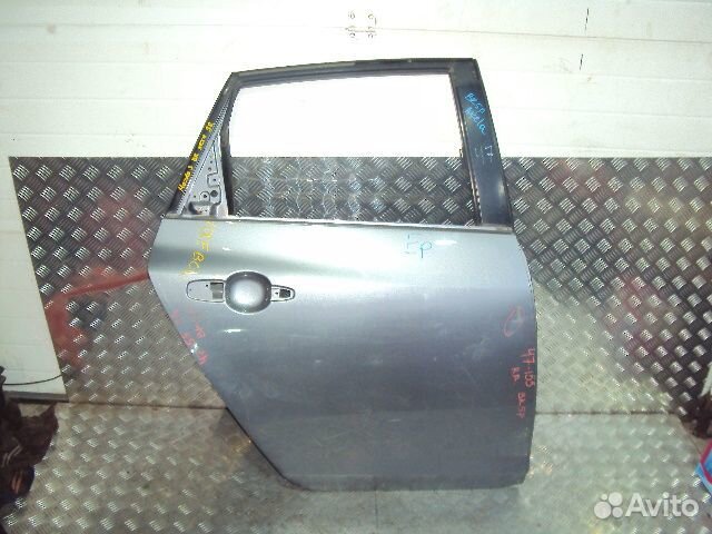 Дверь Mazda 3 BK (02-09) зад R H/B б/у
