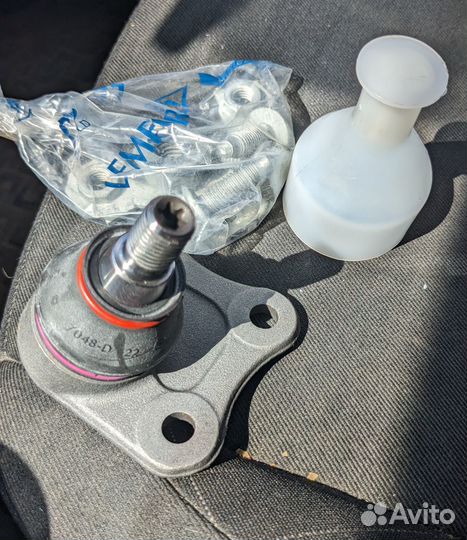 Шаровая опора Lemforder VW Bora Golf Skoda Octavia