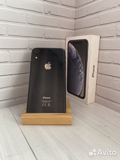iPhone Xr, 64 ГБ