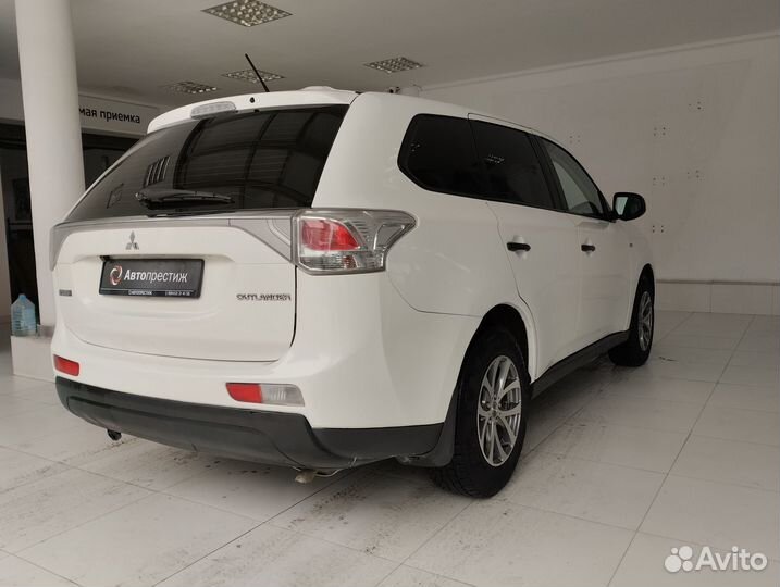 Mitsubishi Outlander 2.0 CVT, 2013, 196 000 км