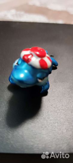 Киндер сюрприз из 90х акулы