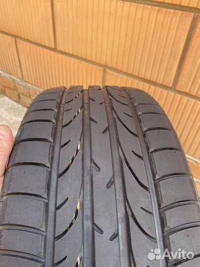 Bridgestone Potenza RE050 235/45 R17 94Y