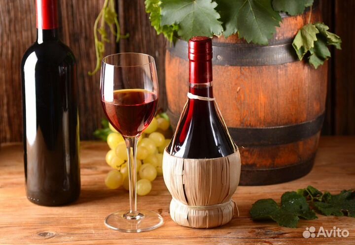 Стикеровщица. Винзавод в Темрюке