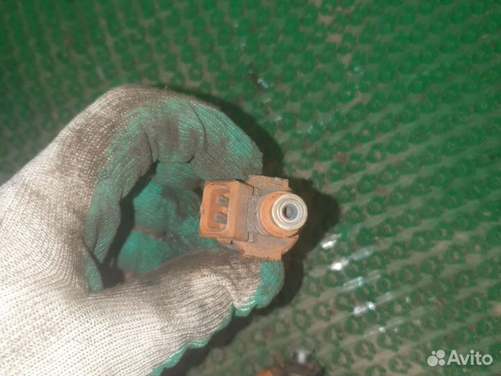 Форсунка топливная Крайслер Вояджер 3.3