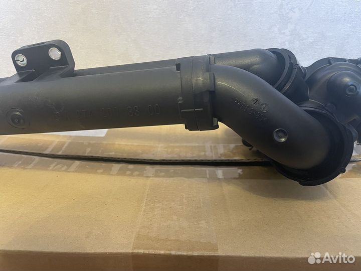 Термостат новый оригинал Infiniti