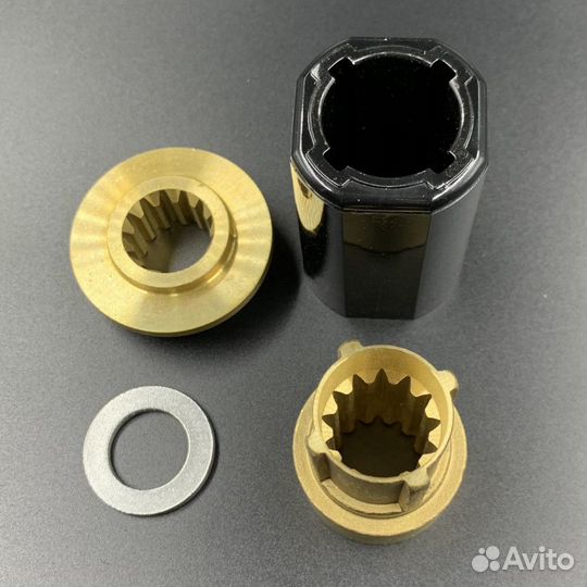 Втулка гребного винта Suzuki DT40-65, DF40-50 (Mic