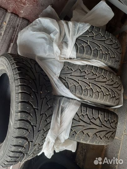 Hankook Winter I'Pike 215/60 R17 95T