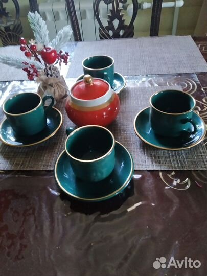 Сервиз чайный+сахарница