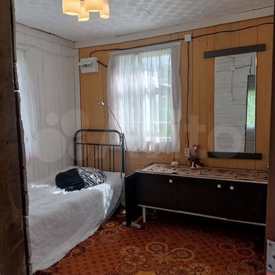 Дом 25 м² на участке 13,4 сот.