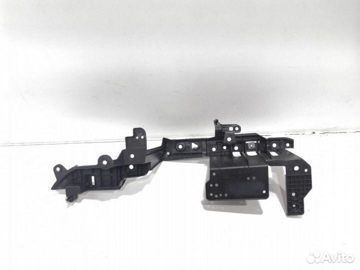 Кронштейн крепления бампера левый Jaguar E-Pace