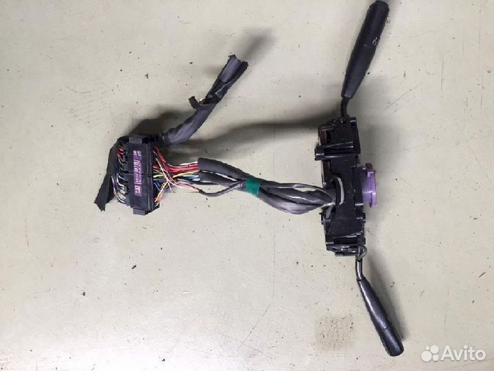 Блок подрулевых переключателей Toyota Corona AT190