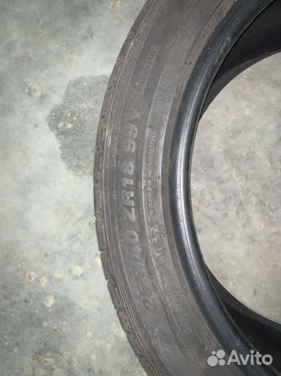 Kumho Ecsta PS71 225/45 R18 и 255/40 R18 99Y