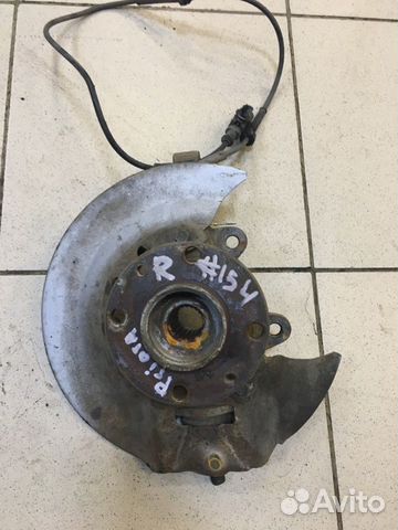 Поворотный кулак правый Ваз LADA Priora 2172 21126