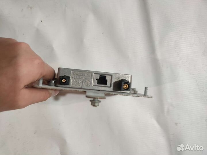 Антенный усилитель Mercedes S550 W221