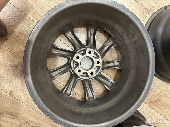 Диски Mercedes R18