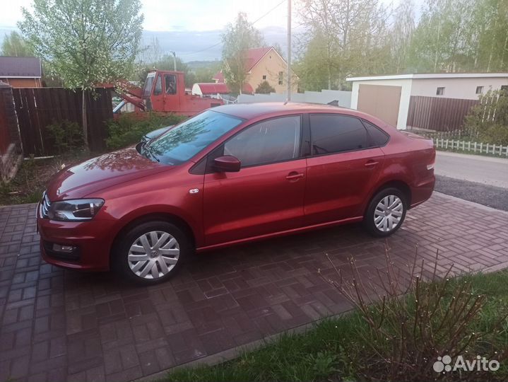 Volkswagen Polo 1.6 AT, 2015, 151 000 км