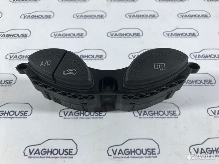 Кнопка обогрева стекла Ford Focus MK 1 2003