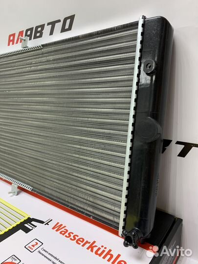 Радиатор охлаждения hofer ваз-2110-2112